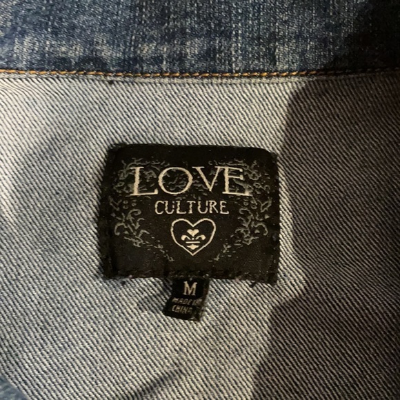 Cute Love Culture Denim Vest. Medium - Picture 6 of 8